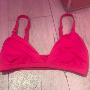 pink bra